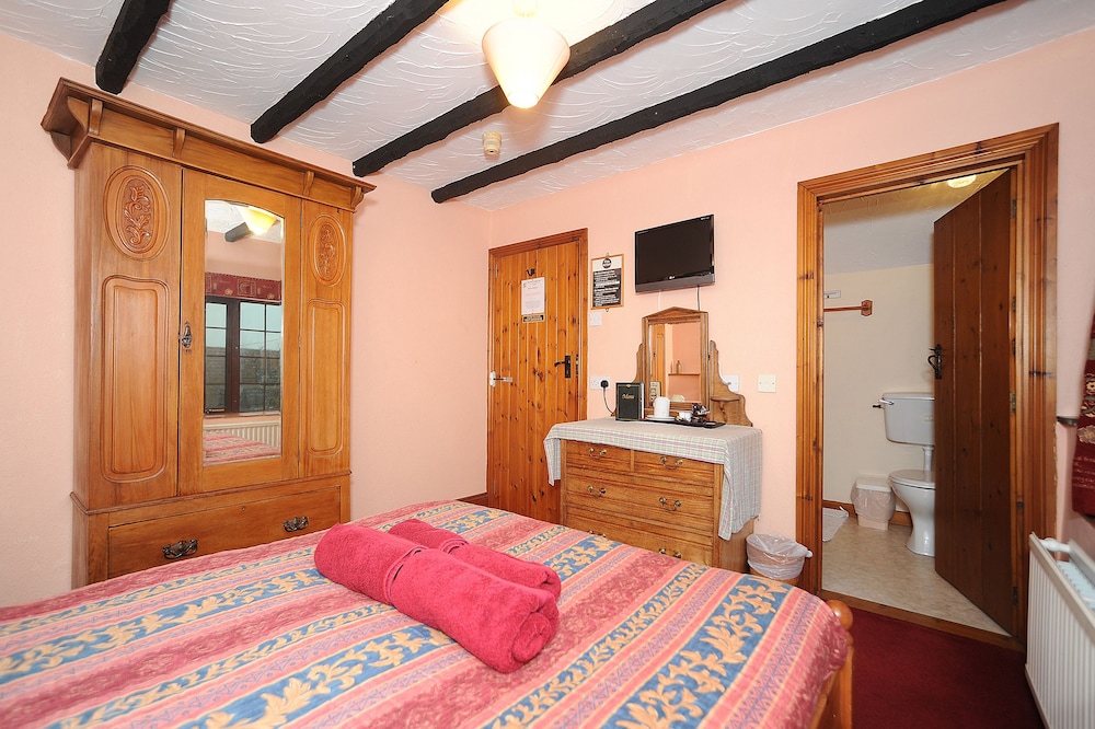 The West Country Inn 12/61