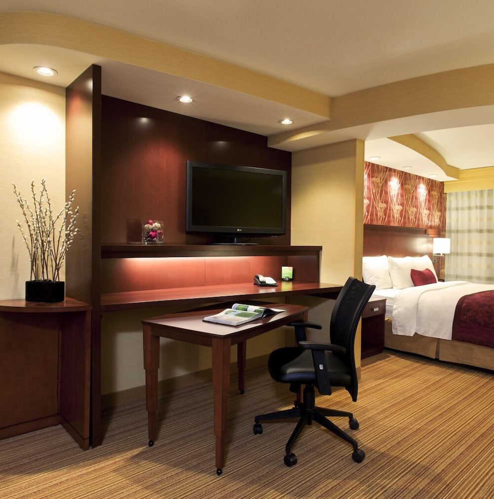 Courtyard By Marriott Newburgh Stewart Airport 40/41
