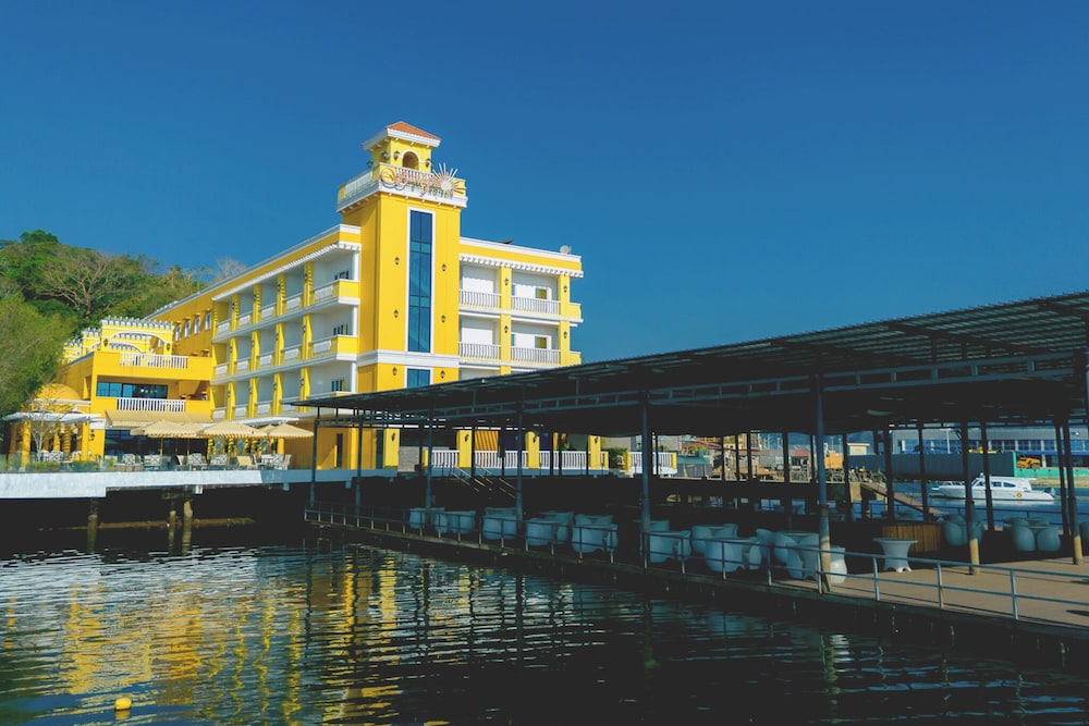 Sunlight Guest Hotel - Coron 58/63