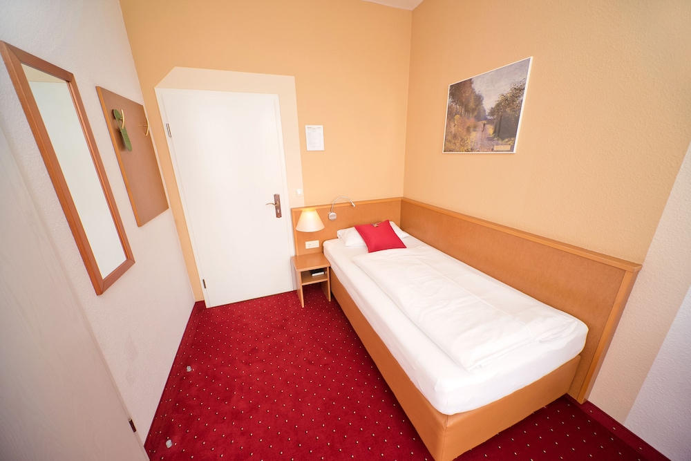 City Hotel Am Wasserturm 14/46