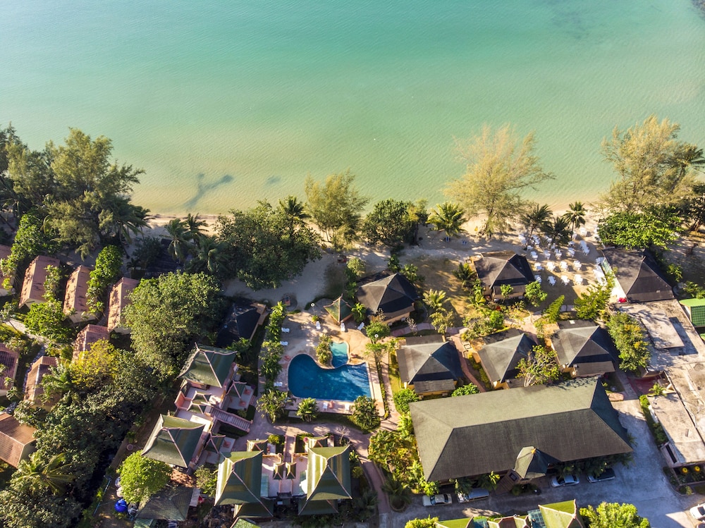 COCONUT BEACH RESORT 5/74