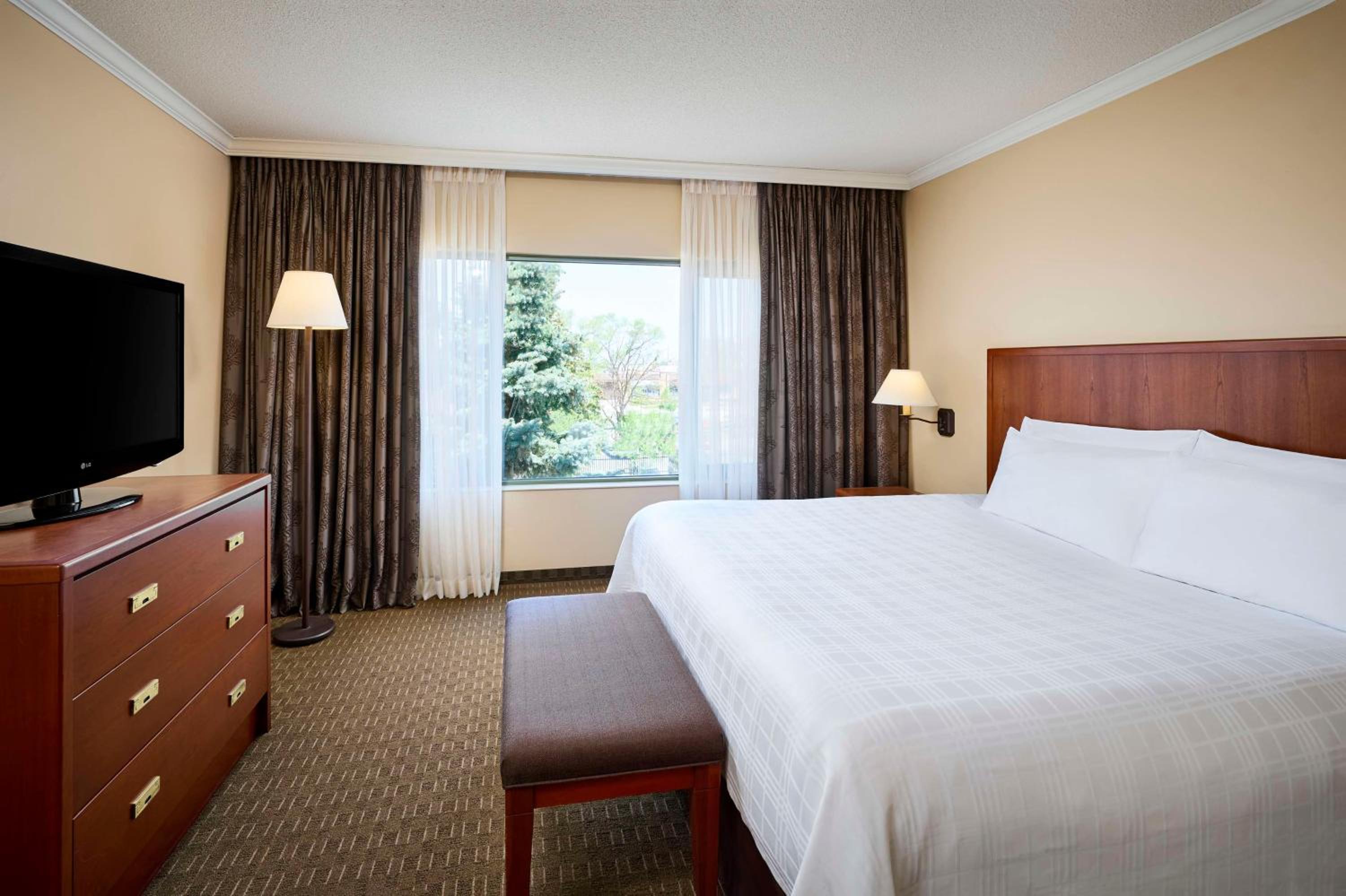 Room, King Bed, Jetted Tub, North Wing