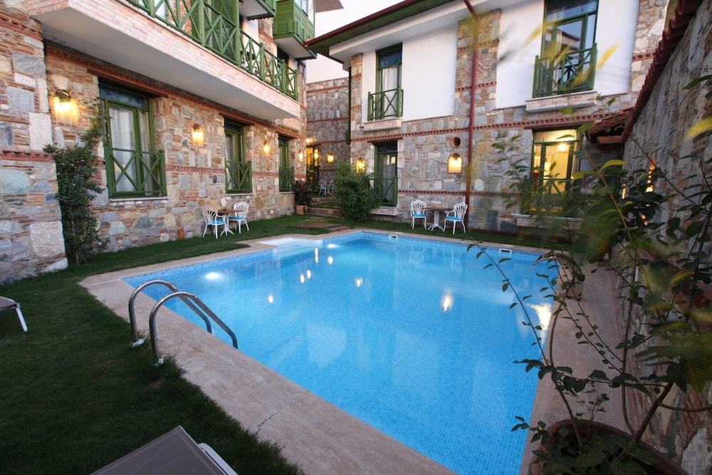 Celsus Boutique Hotel 44/50