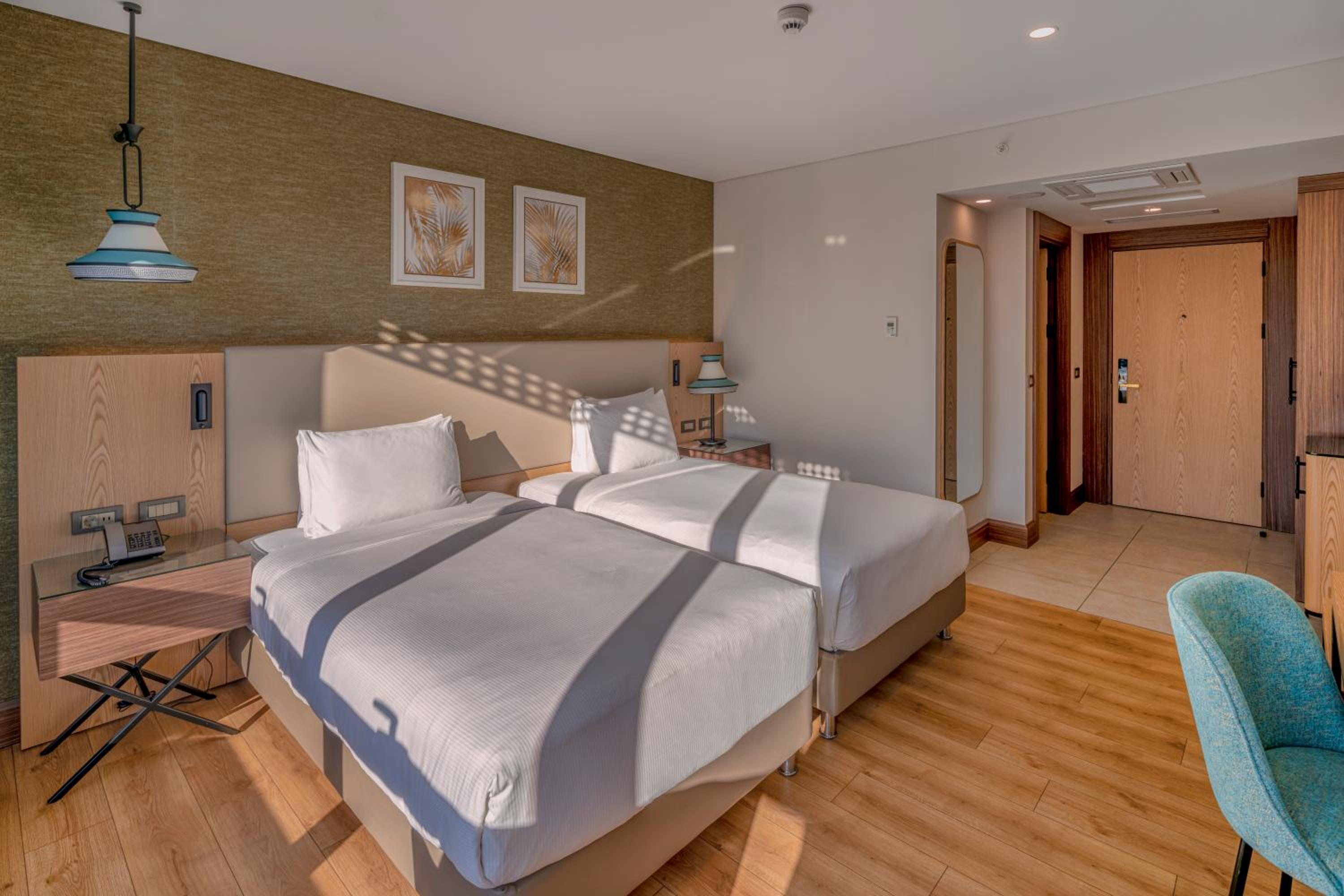 PREMIUM, TWIN BEDS