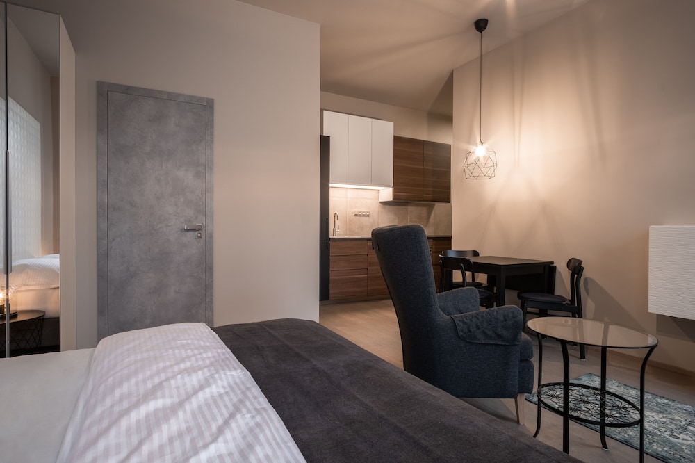Aparthotel Rimska 14 16/50