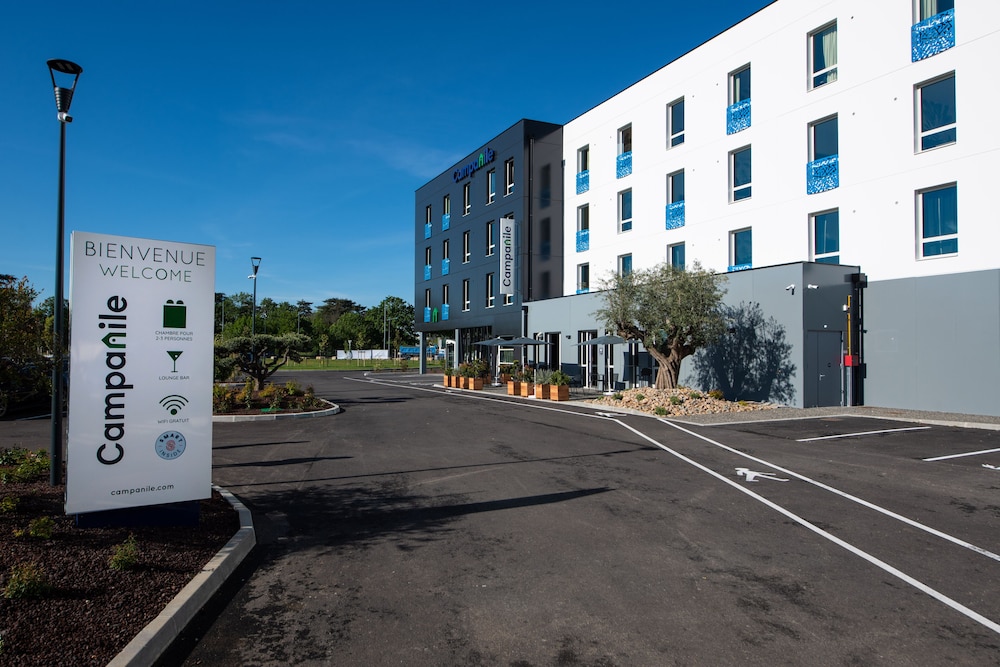 Campanile Smart Lyon Est Bron 43/46