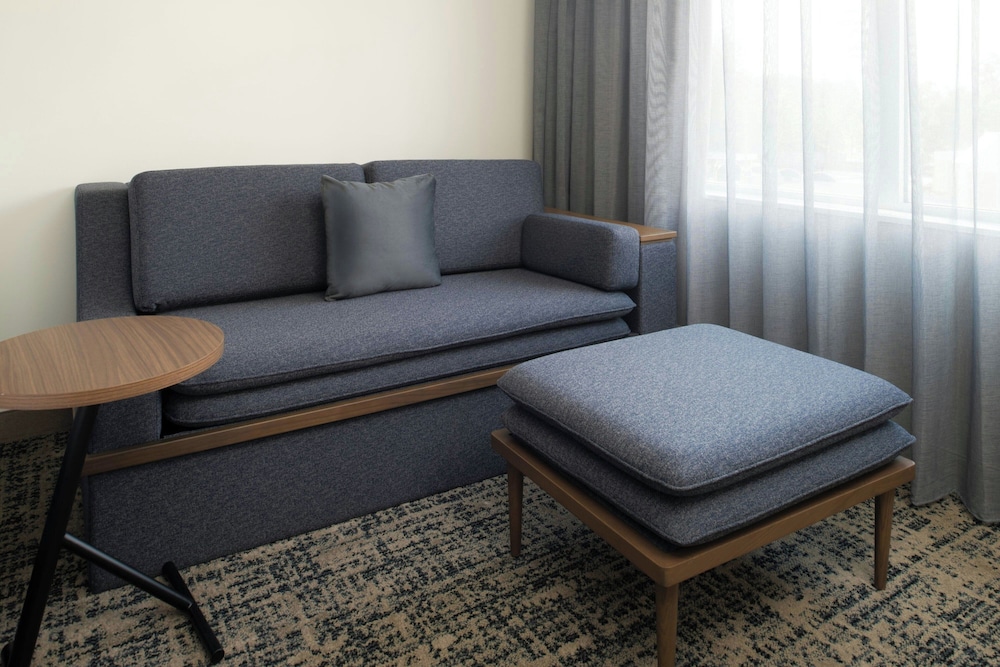 Courtyard by Marriott Houston City Place 30/50