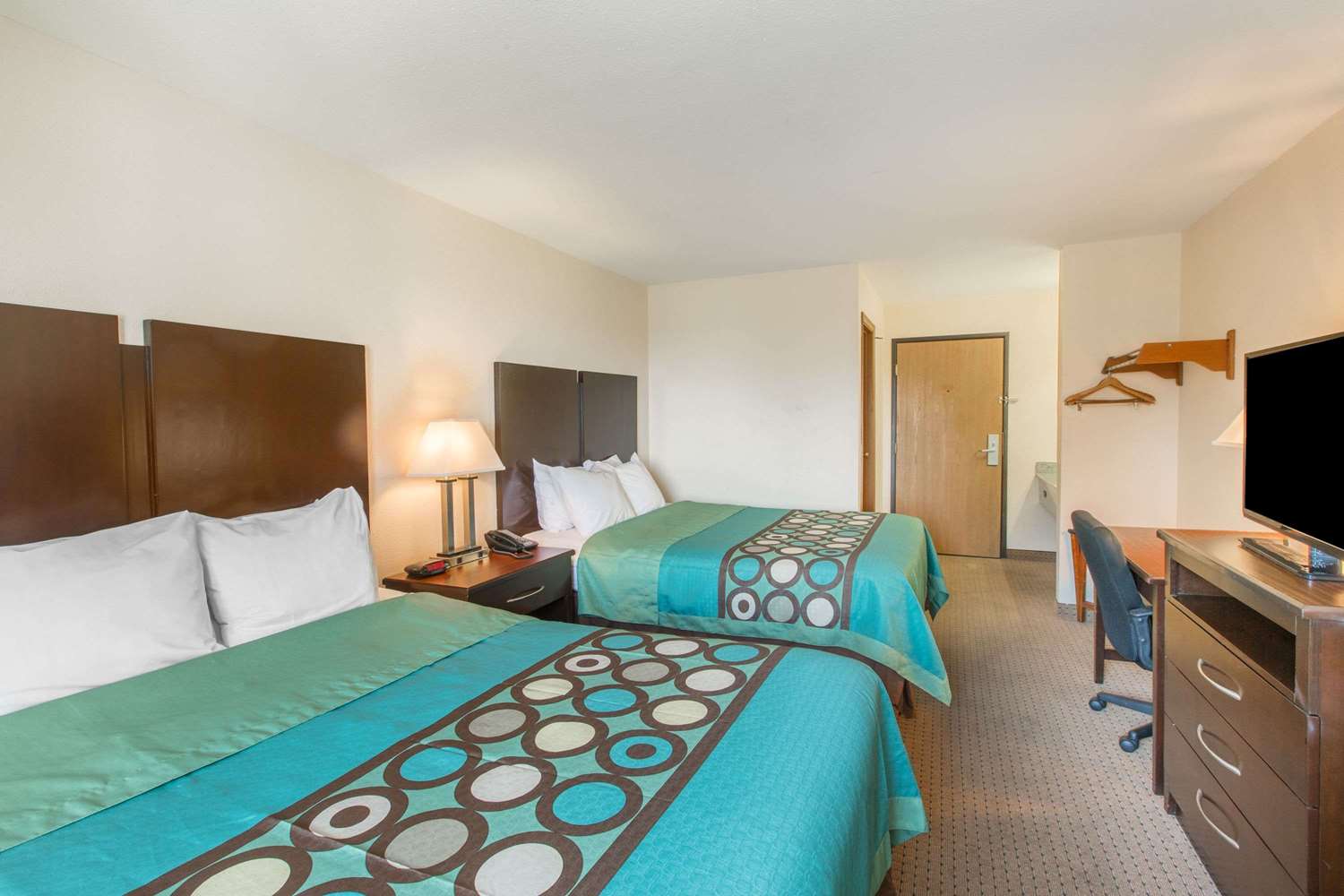 Super 8 by Wyndham Danville 3/10