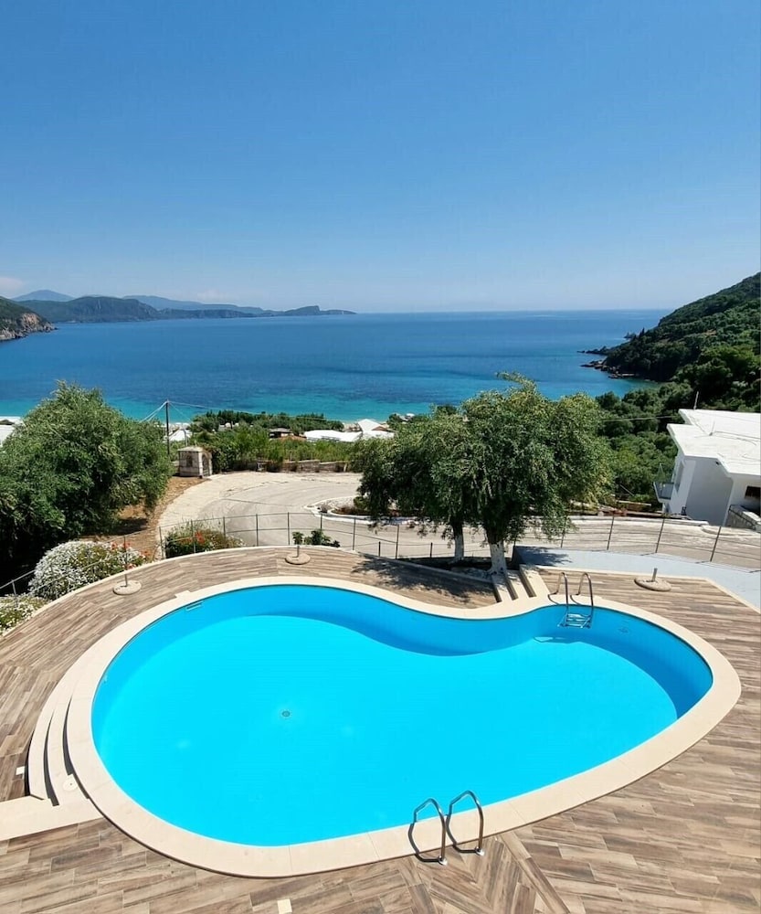 enjoy lichnos bay village camping hotel and apartments