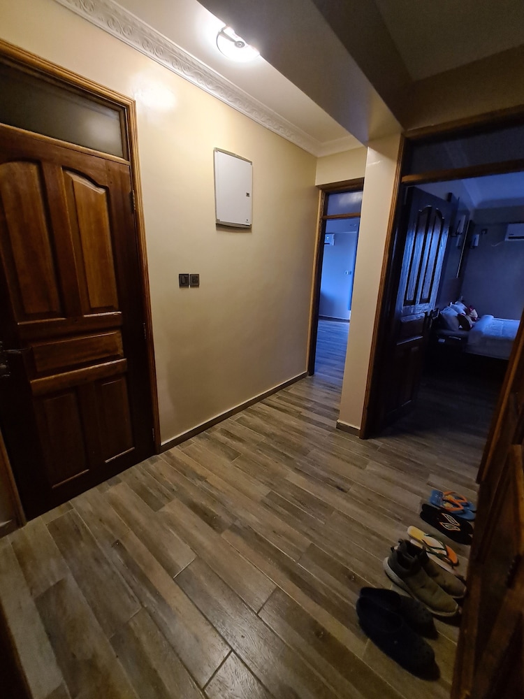Retro Boutique Hotel Limited 15/42