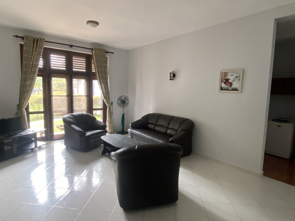 Christima Residence 24/50