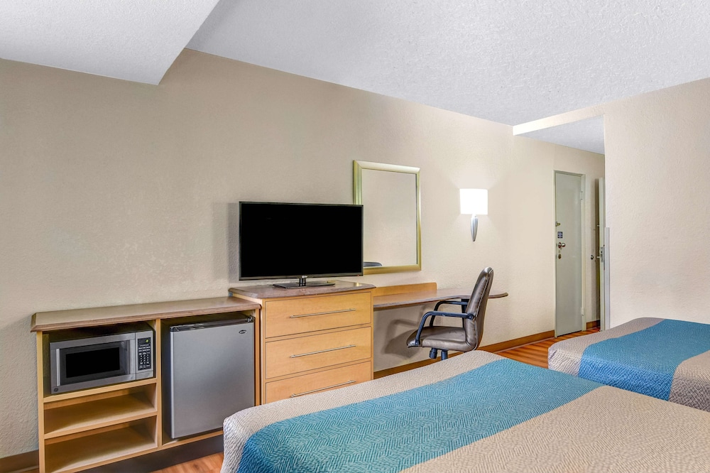 Motel6 Atlanta, GA - Downtown 44/57