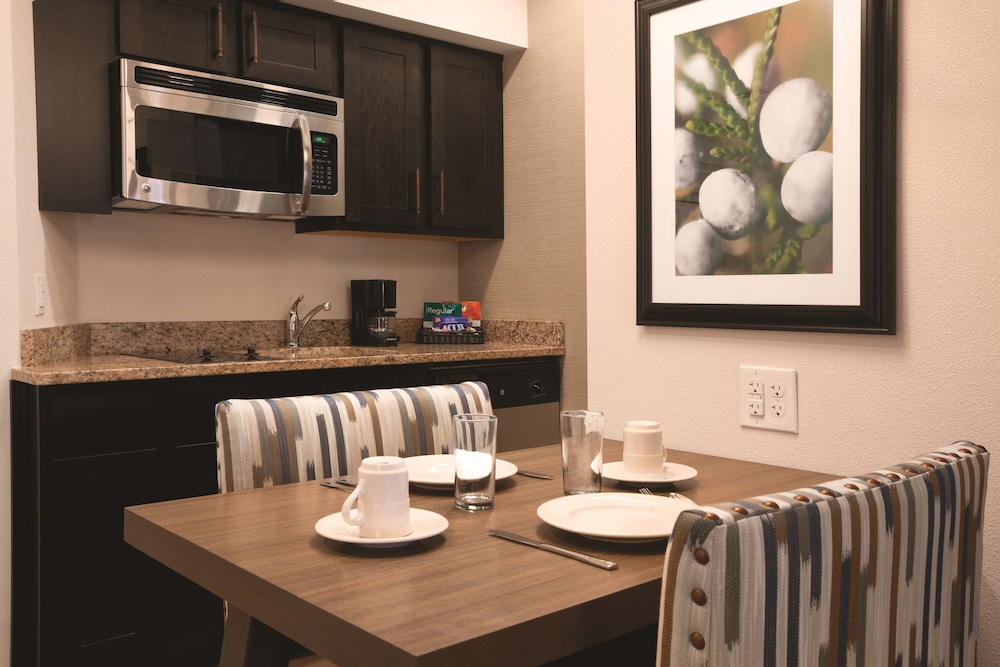 Homewood Suites by Hilton Tucson/St. Philip s Plaza Univ 37/48