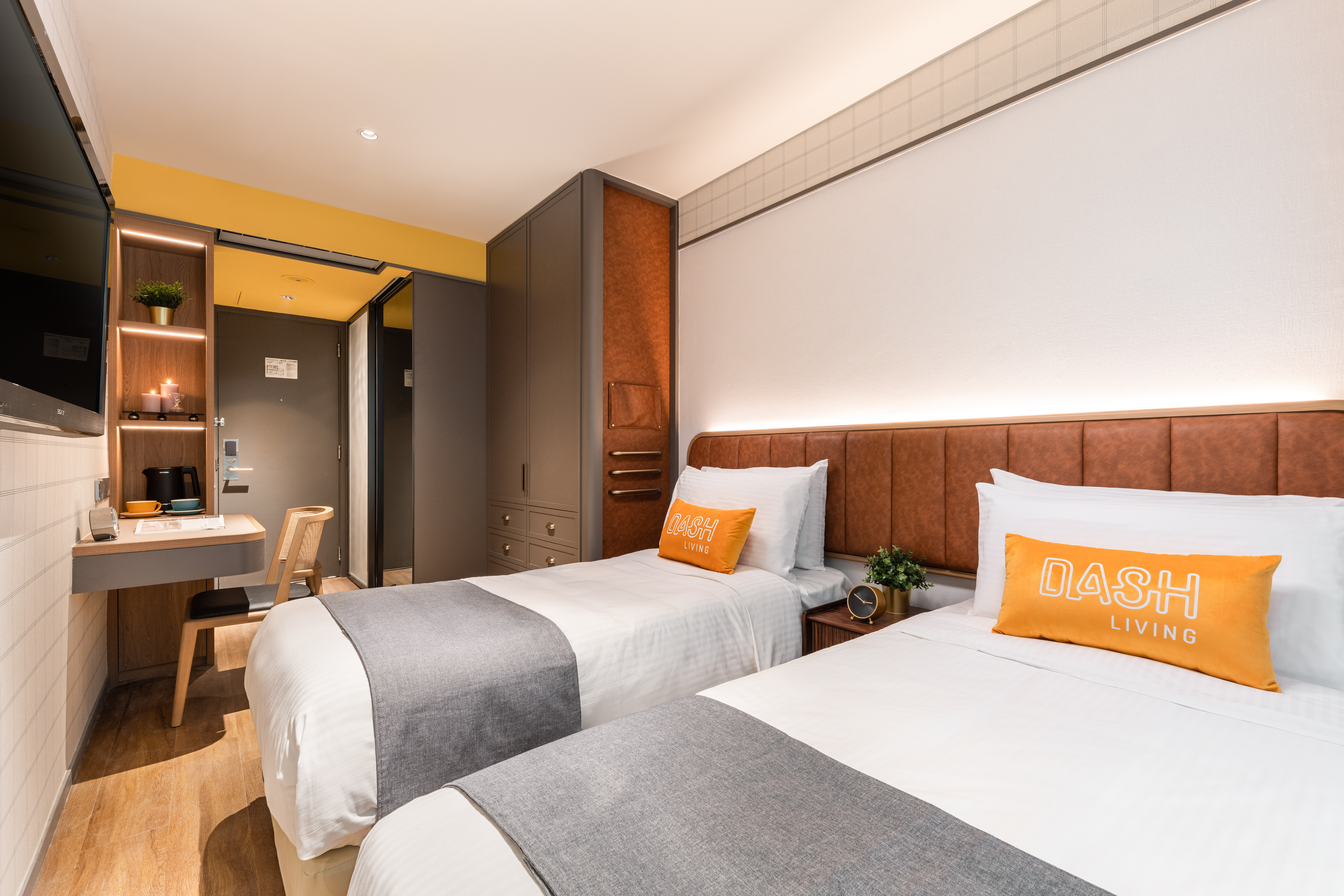 Hollywood, Deluxe, Twin Beds, High Floor