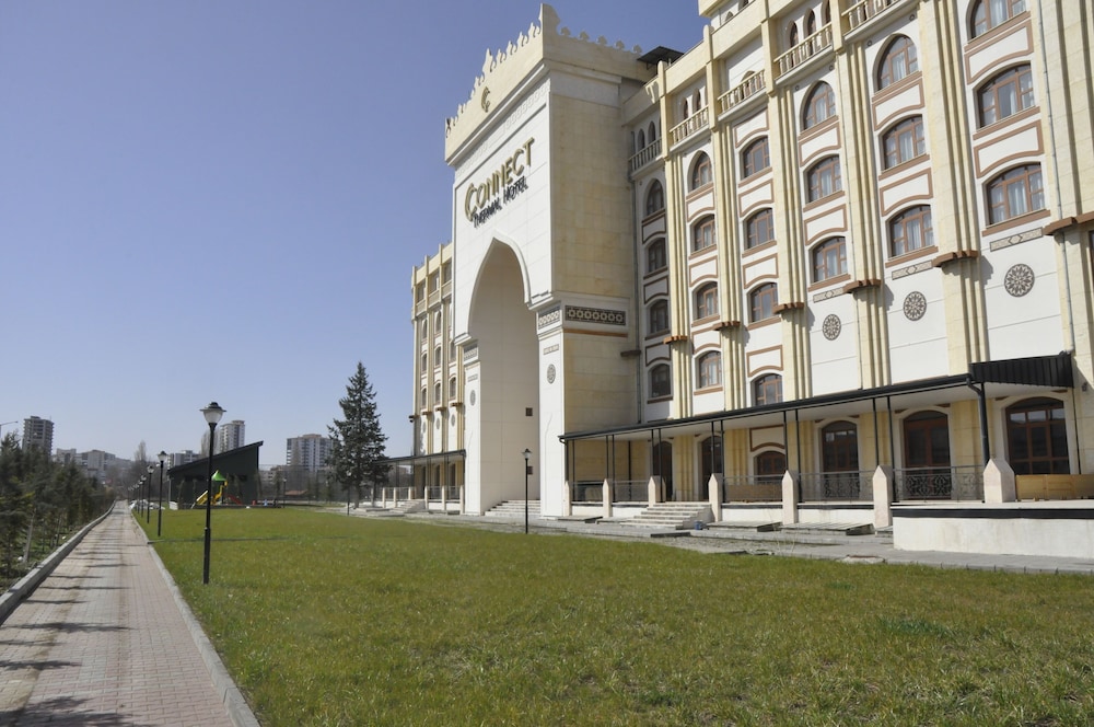 Connect Thermal Hotel 47/50