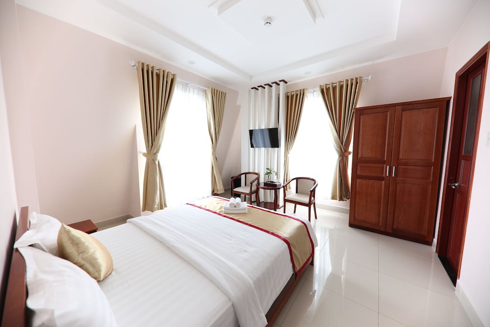 Thuan Hai Hotel 24/35