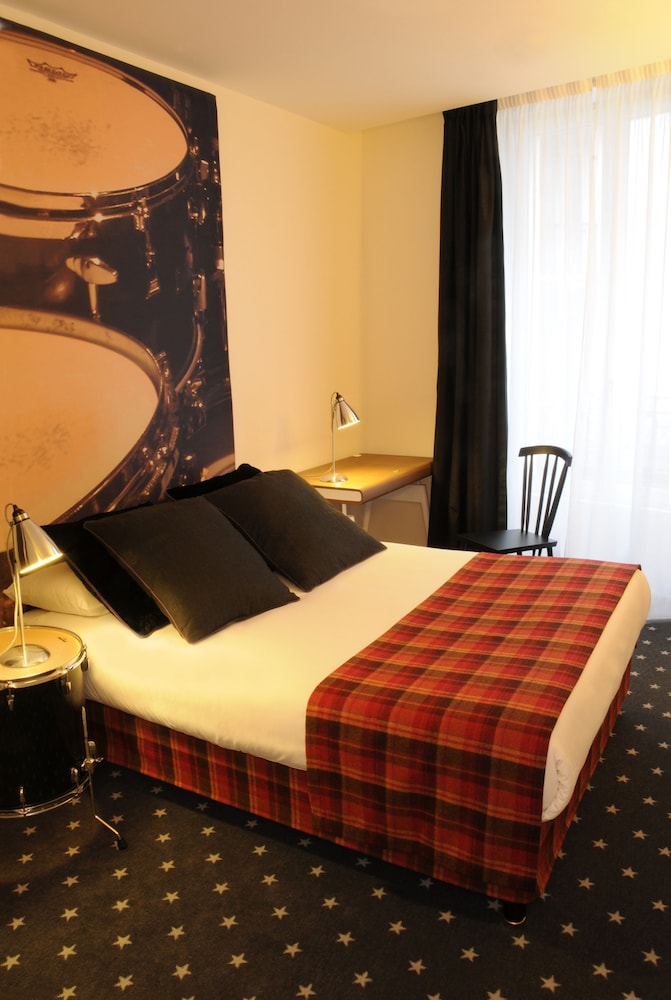 Hotel Du Triangle D Or 24/56