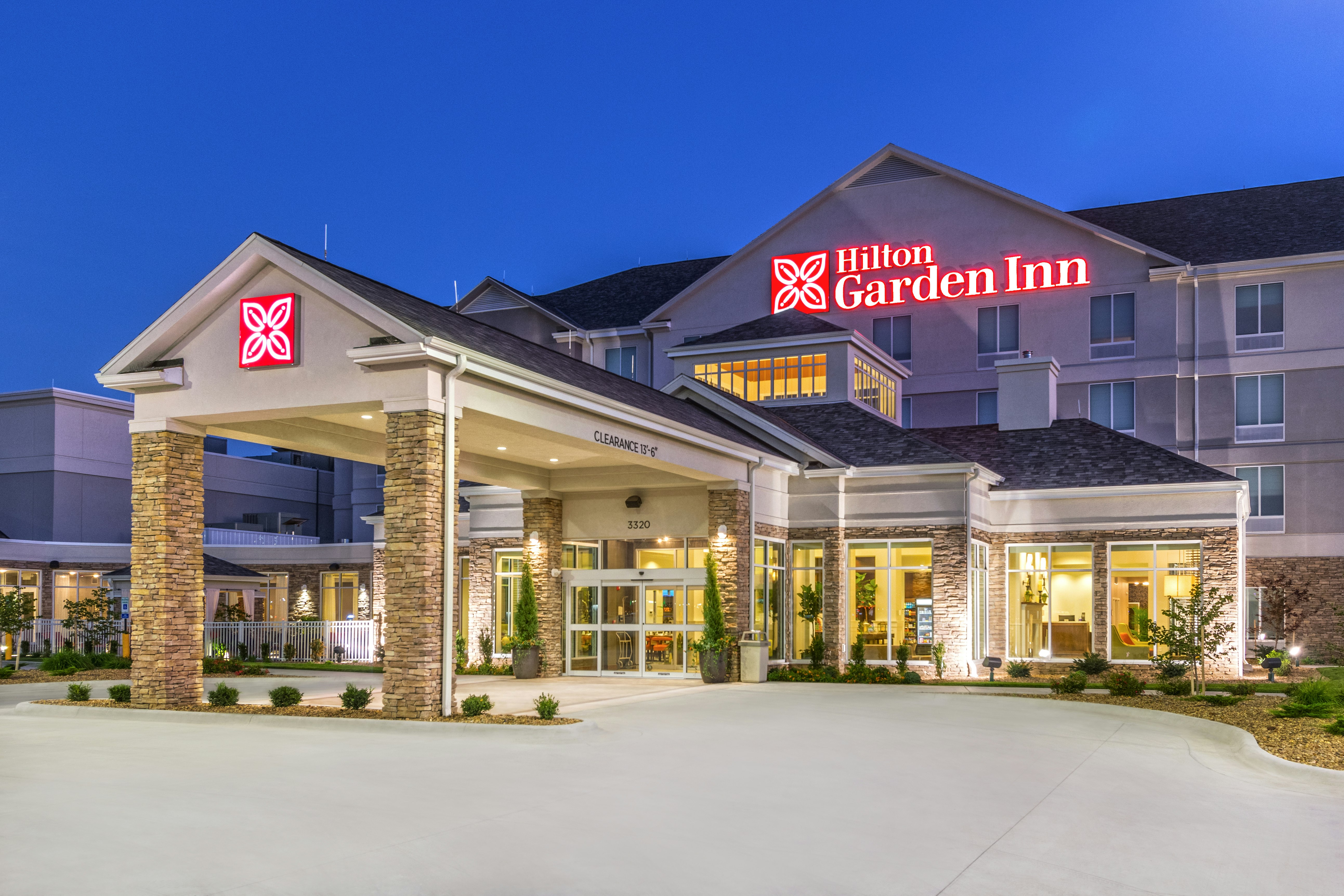 HILTON GARDEN INN SALINA 2/51