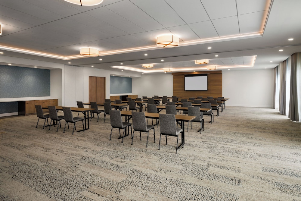 Staybridge Suites Orlando Universal Blvd By Ihg 39/50