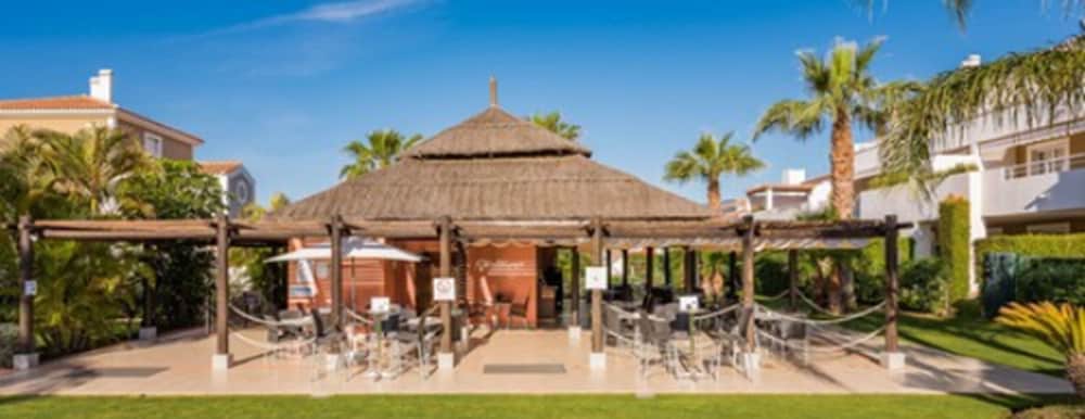 Cortijo Del Mar Resort 3/50