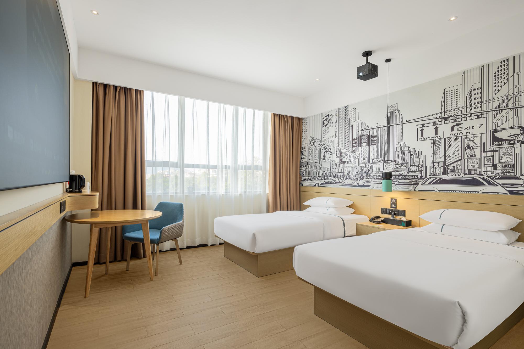 Deluxe, Twin Beds