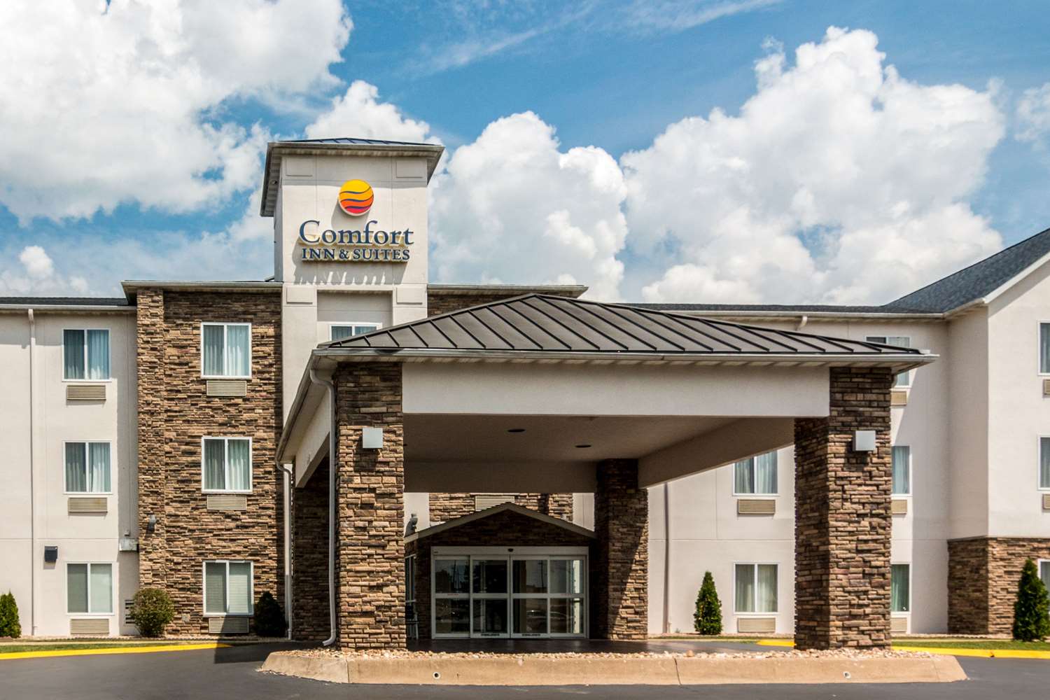 Comfort Inn & Suites - Hannibal 3/31