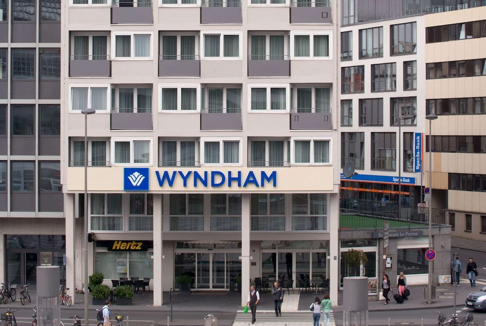WYNDHAM KOLN