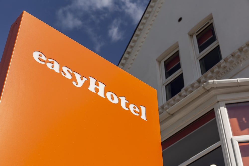 Easyhotel Reading 3/22