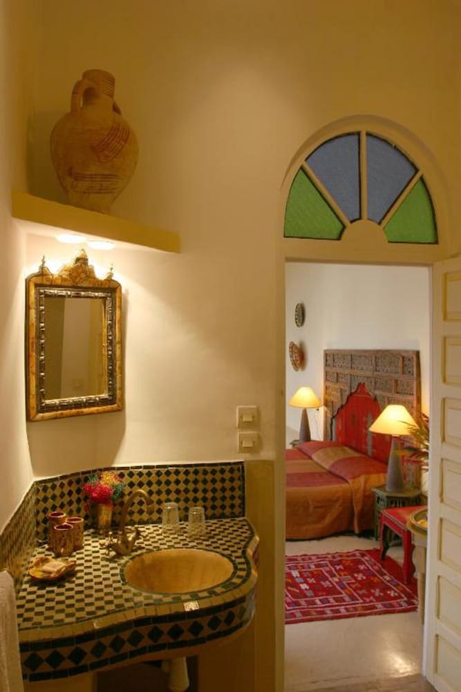 Riad Karmela 43/50