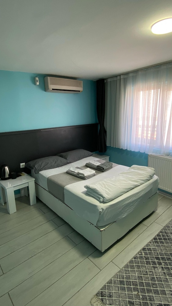 Nil Firat Otel 13/50