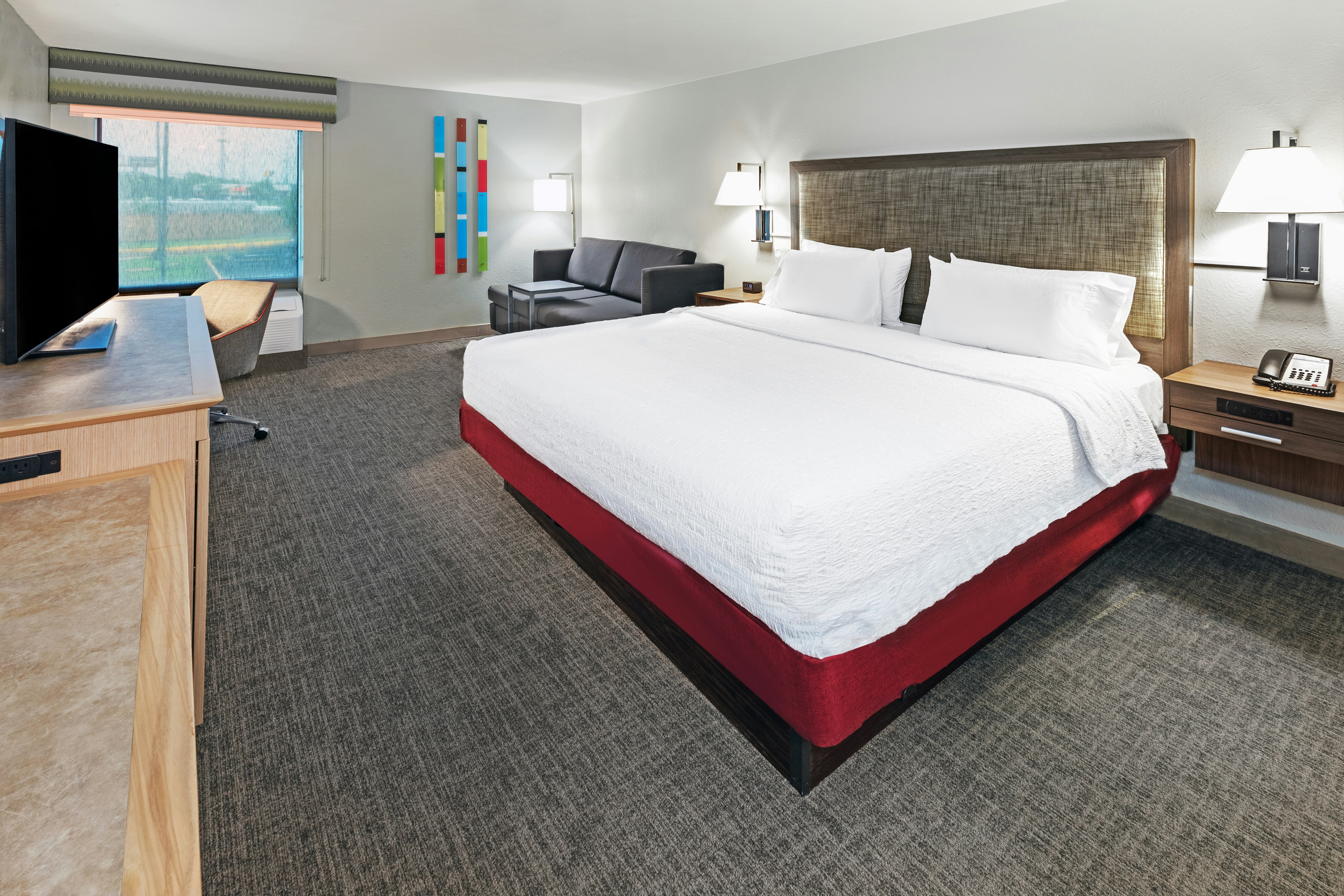 ROOM, KING BED, SOFA