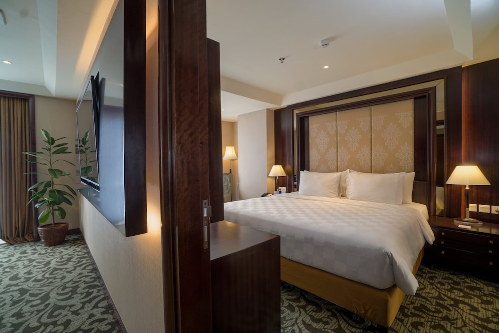 Swiss-Belhotel Serpong 9/37