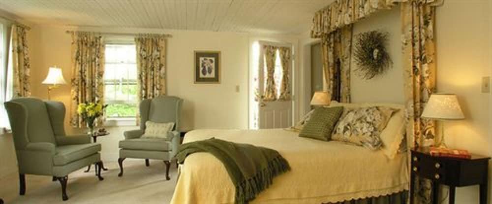 Fairville Inn 36/55