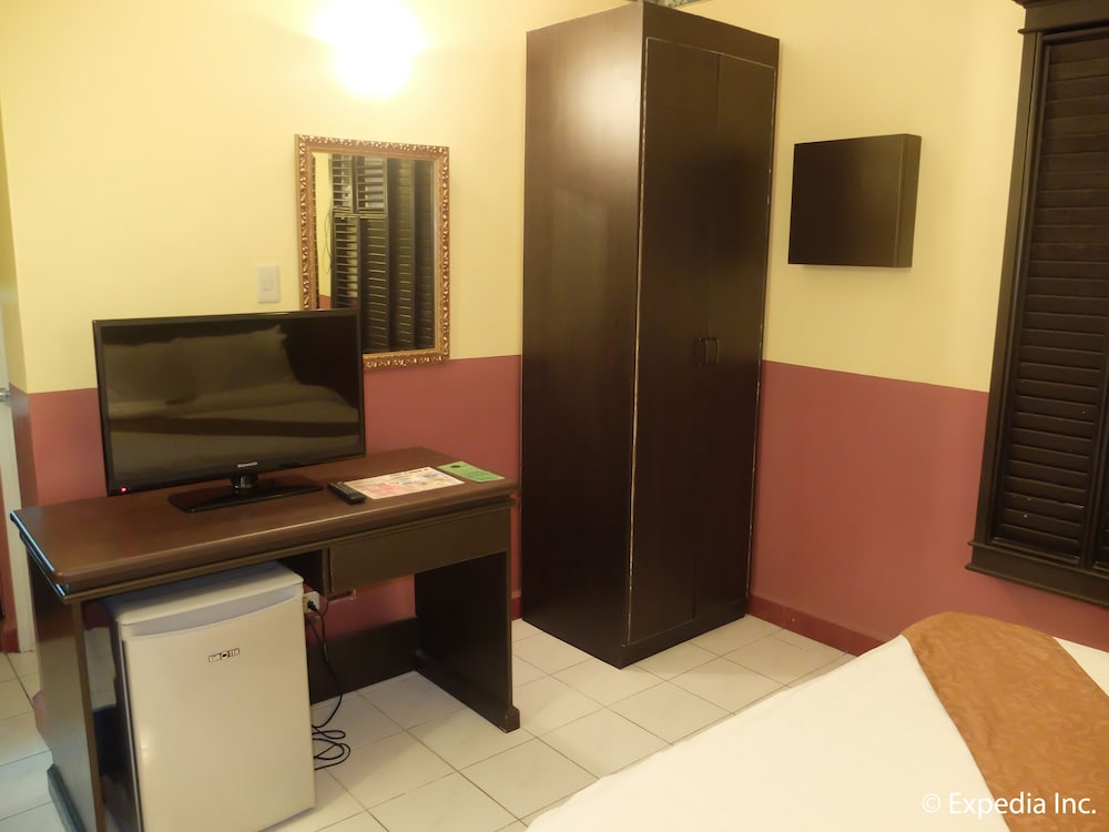Dm Residente Hotel 37/50