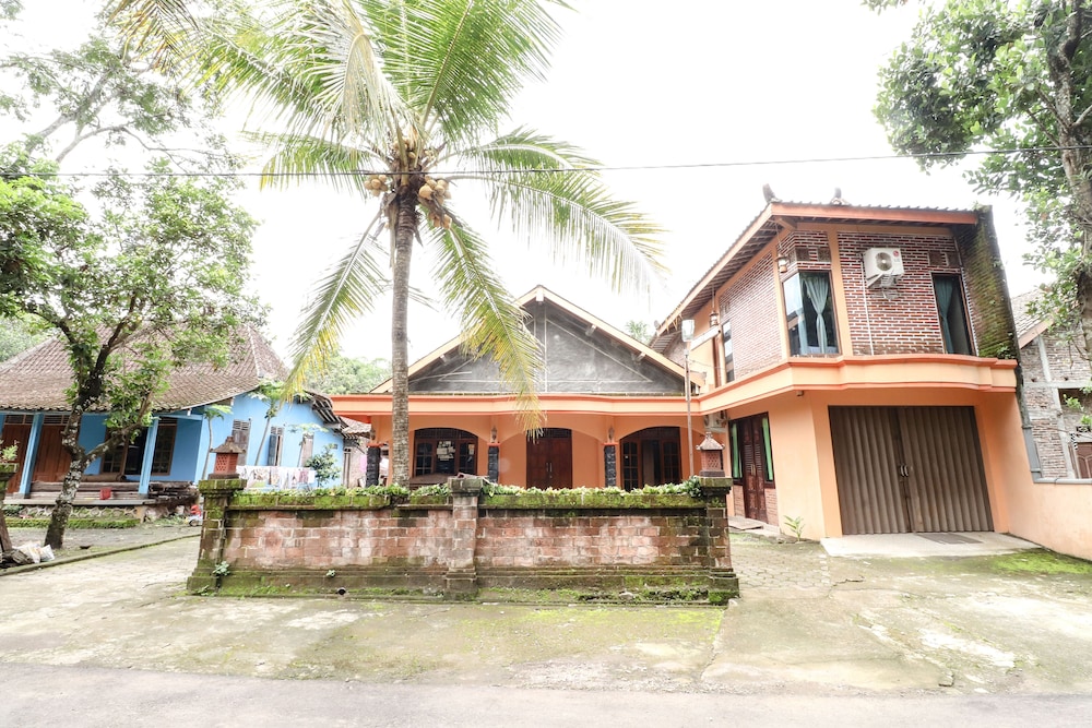 Nurudin House by ZUZU 2/50