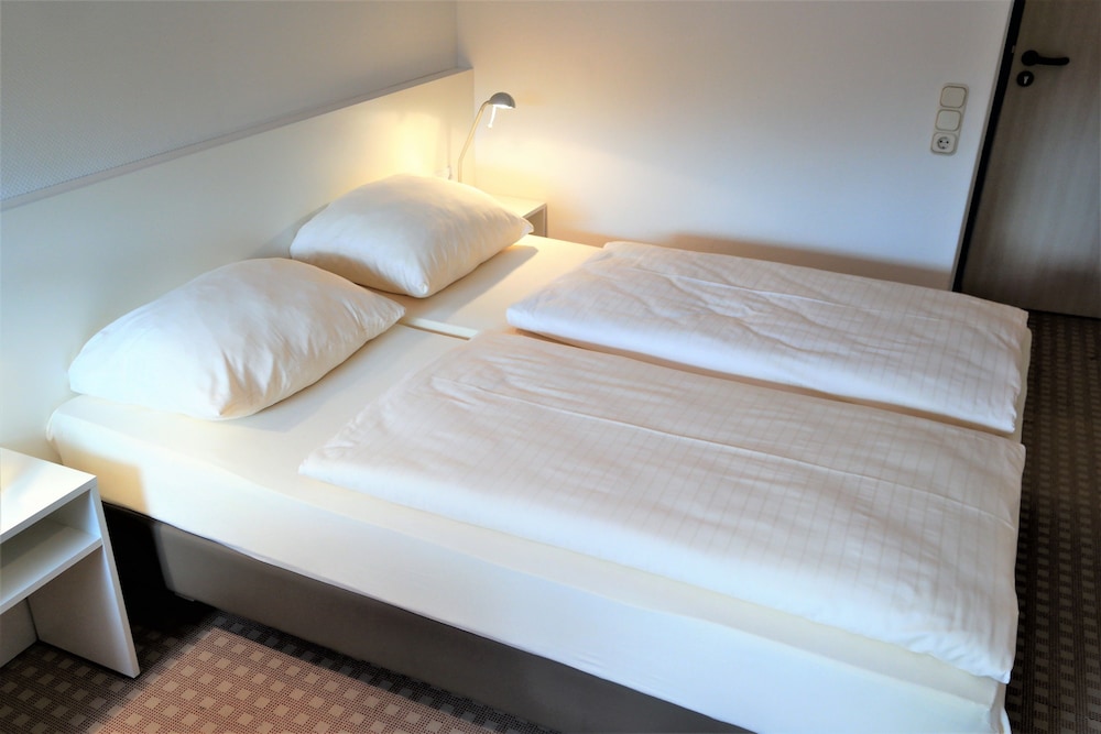 Akademiehotel Kiel 36/83