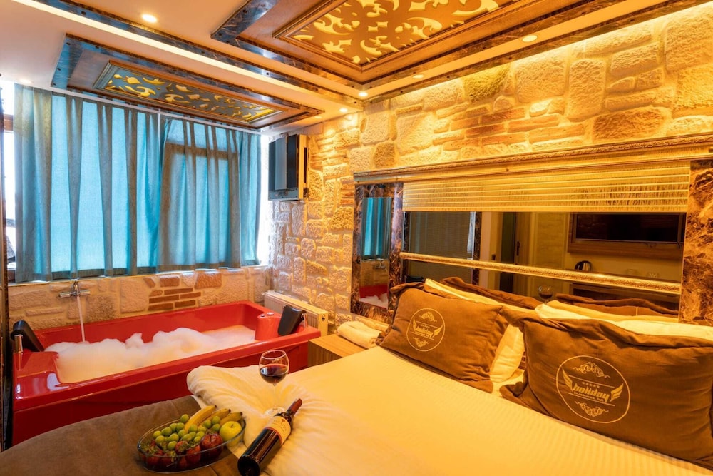 Holiday Business Otel 30/41