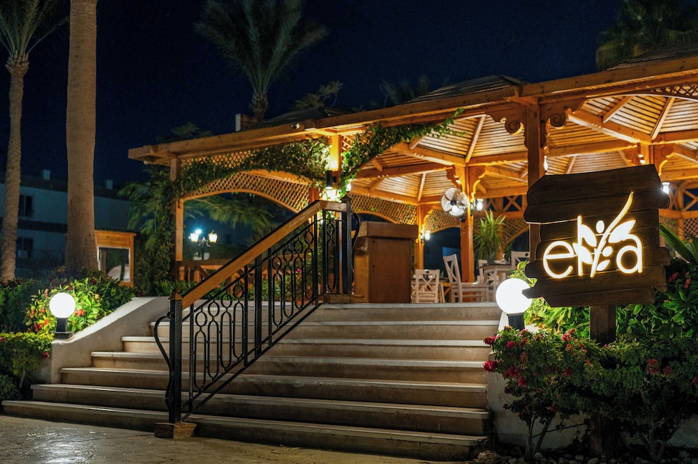 SUNRISE Remal Resort 10/77