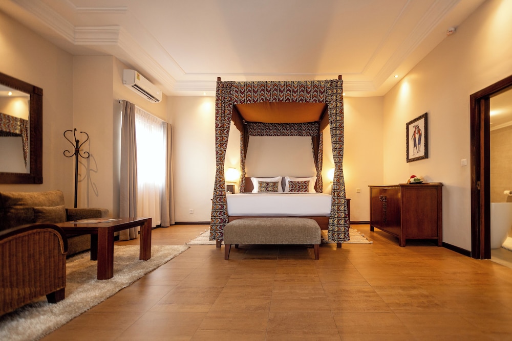 The African Regent Hotel 20/71