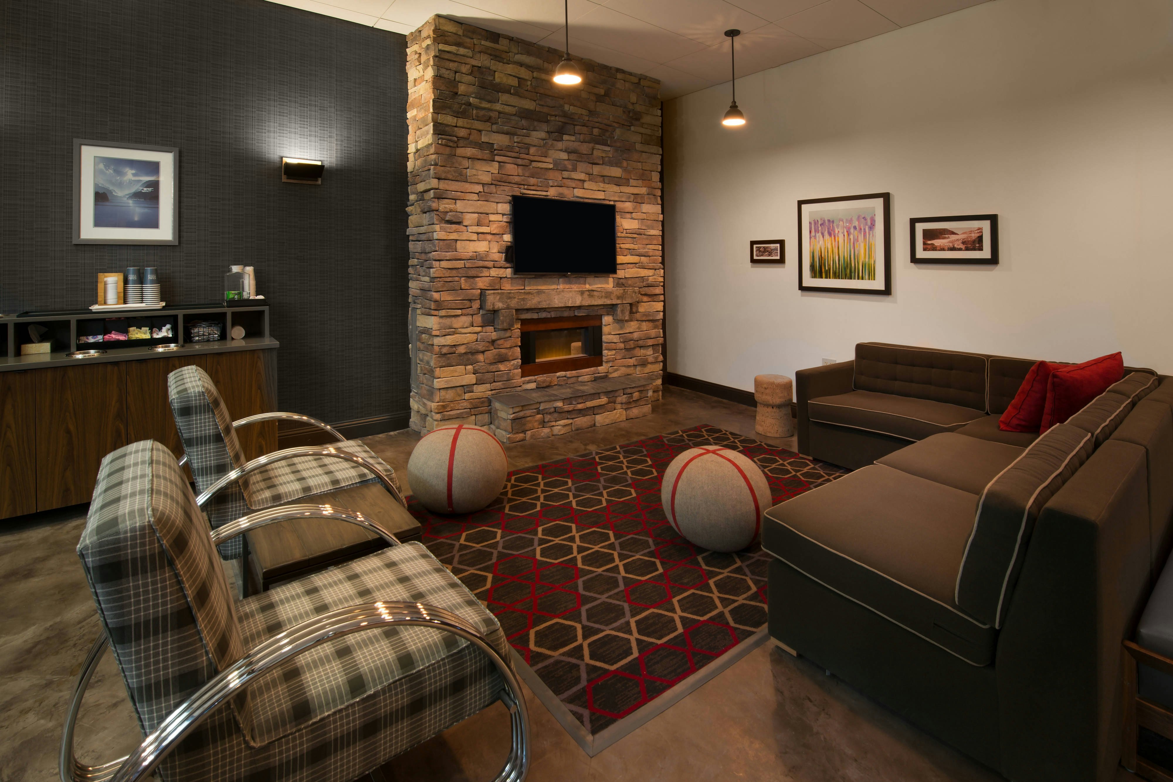 Four Points By Sheraton Juneau 15/25