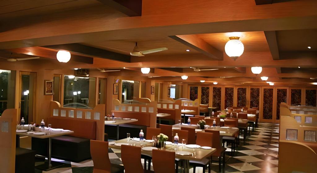 Hotel Kumararraja Palace 19/22