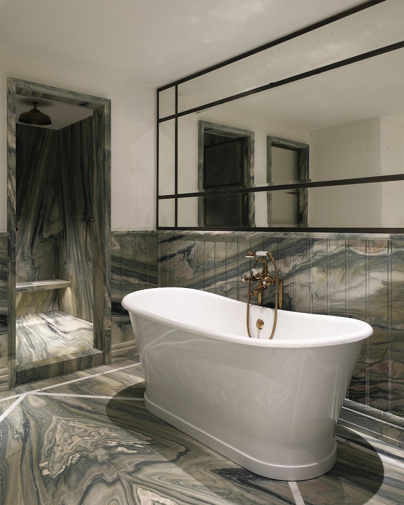 Botanic, Suite, Twin Beds, Sofa, Villa San Michele A Belmond Hotel Florence 8/9