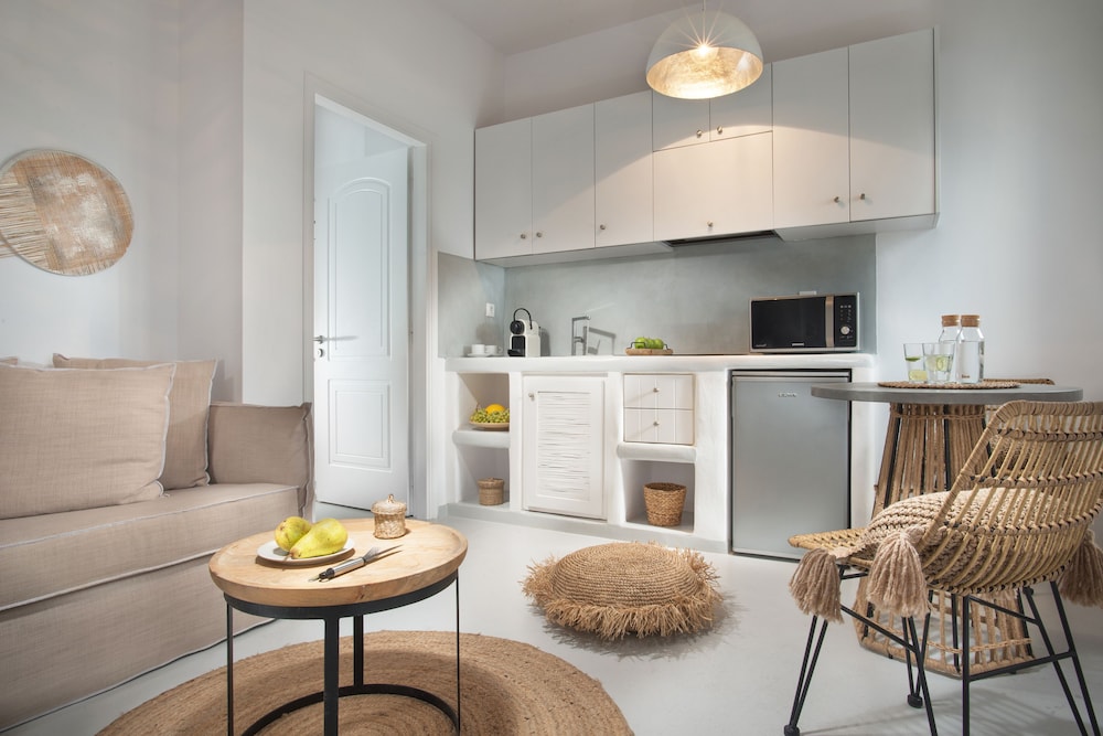 Perla Rooms 18/37