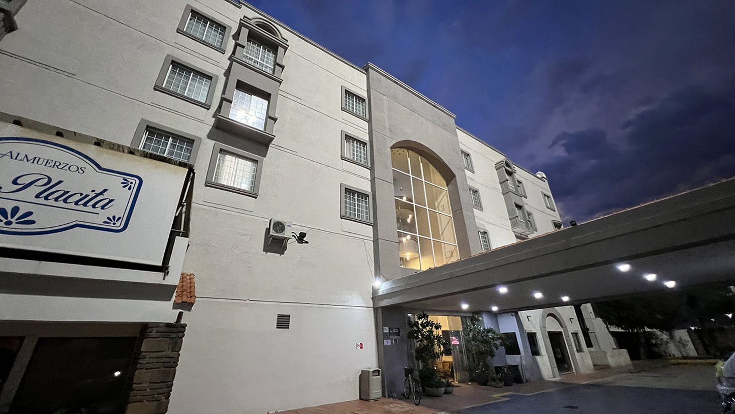 Suites Mexico Plaza Campestre 3/42