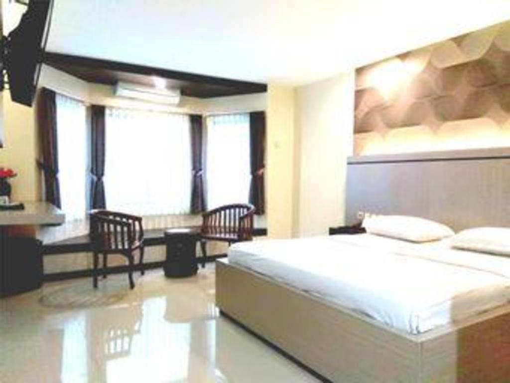 Alexander Hotel Tegal 16/47