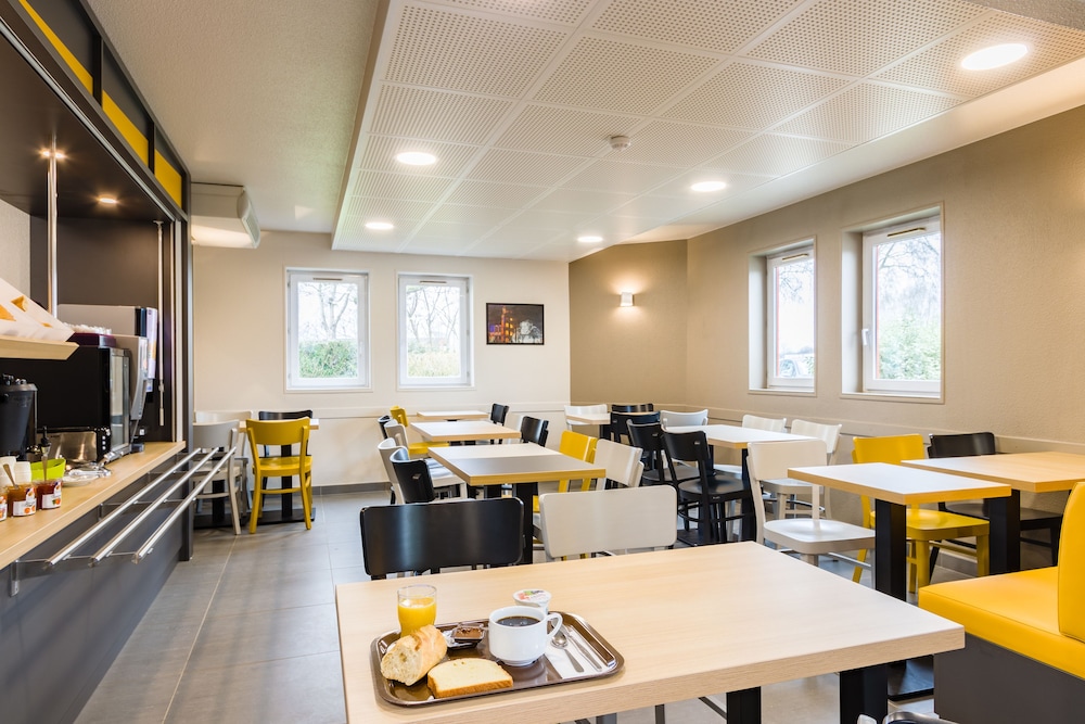 B B Hotel Tours Centre Commercial La Petite Arche Hotel 31/33