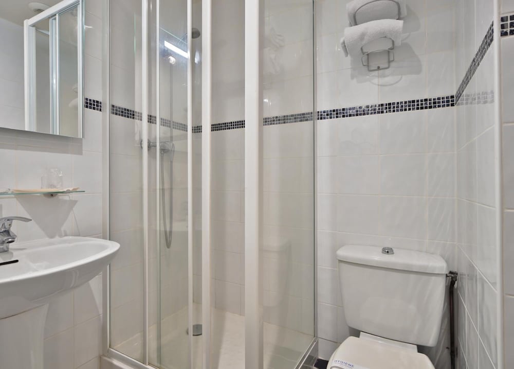 Hotel Arc Paris Porte D Orleans Formerly Kyriad Paris Sud Porte D Orl Ans 22/57