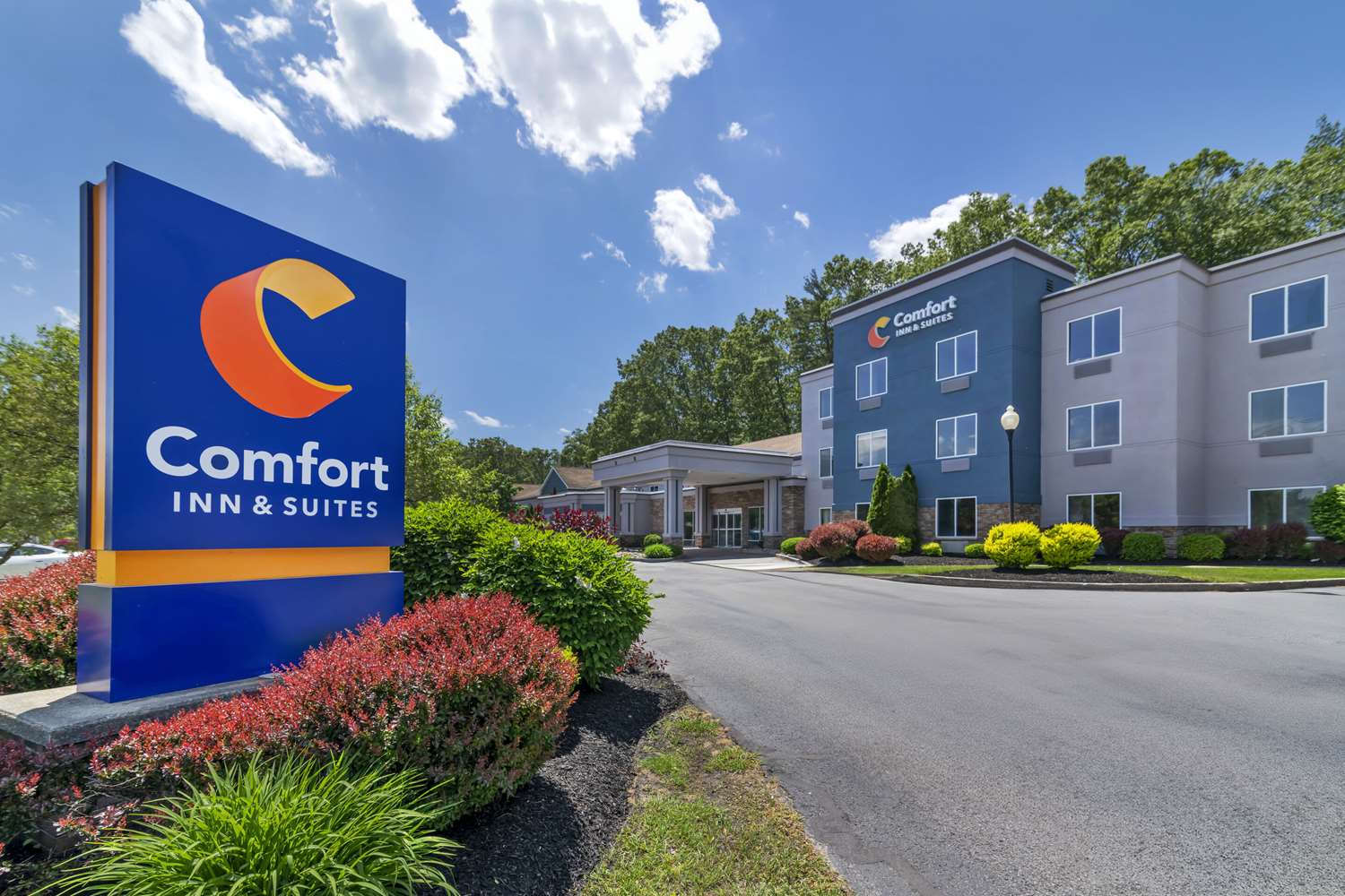Comfort Inn & Suites Saratoga Springs 23/24