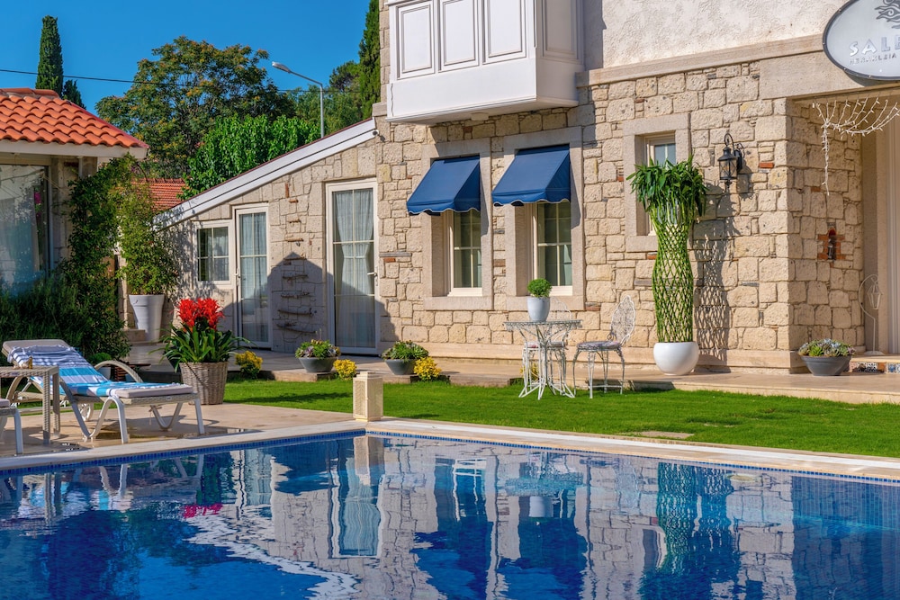 Salbakos Herakleia Boutique Hotel 4/47