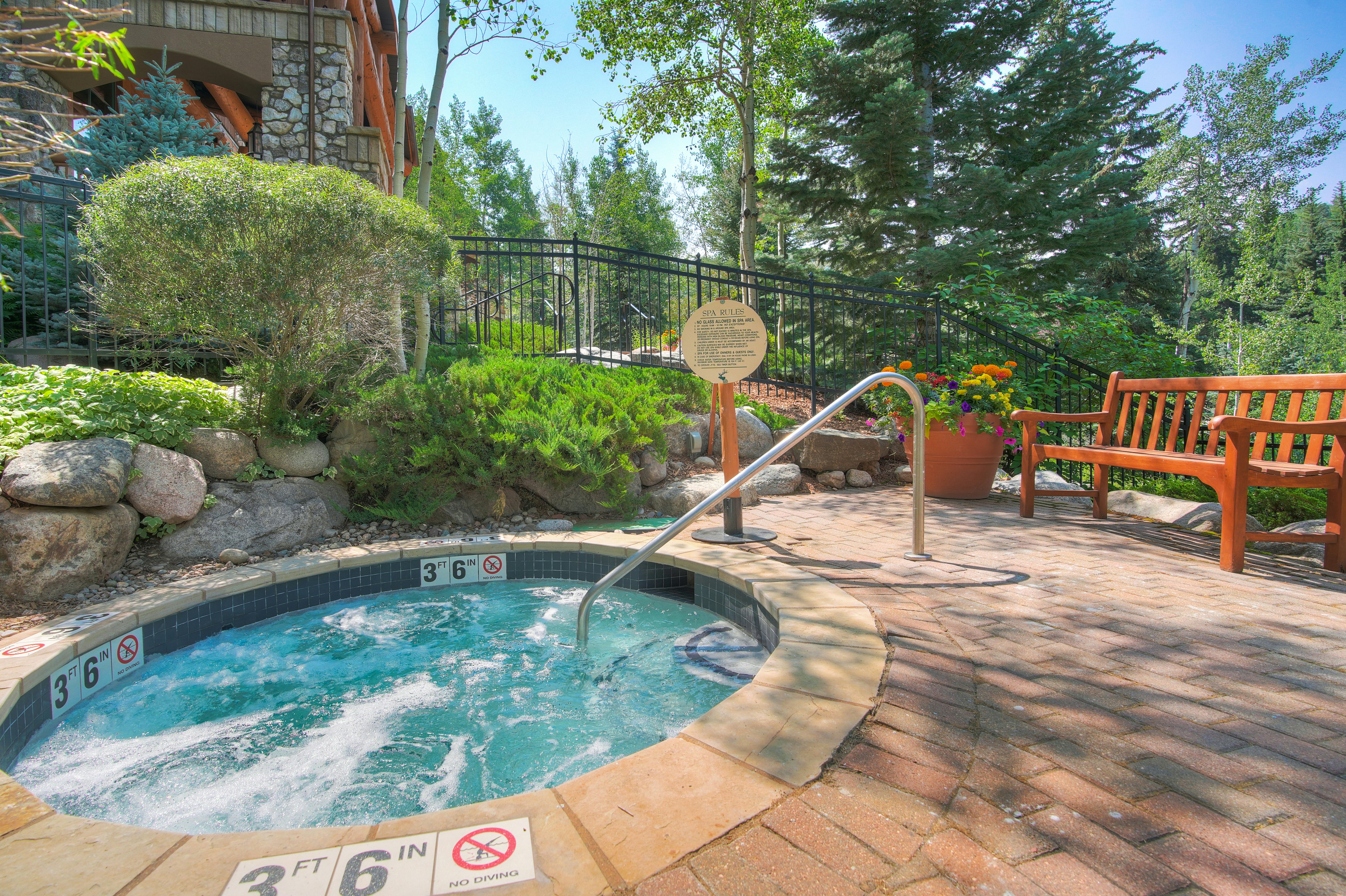 Elkhorn Lodge 26/33